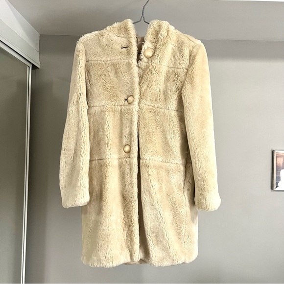 Faux fur coat - Picture 2 of 11
